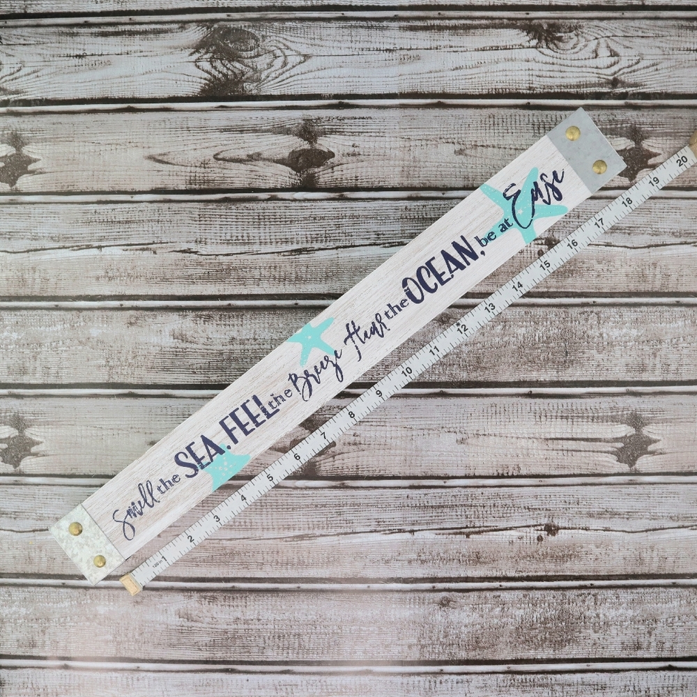The Market "Smell Sea Feel Breeze Ocean Ease" Sign - Picture 4 of 5